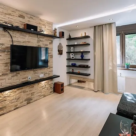 Modern Elegance Retreat アパート *